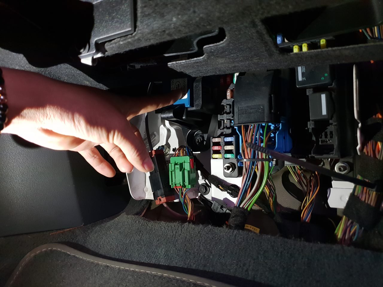 Sửa chữa điện Range Rover - Trung Lân Auto