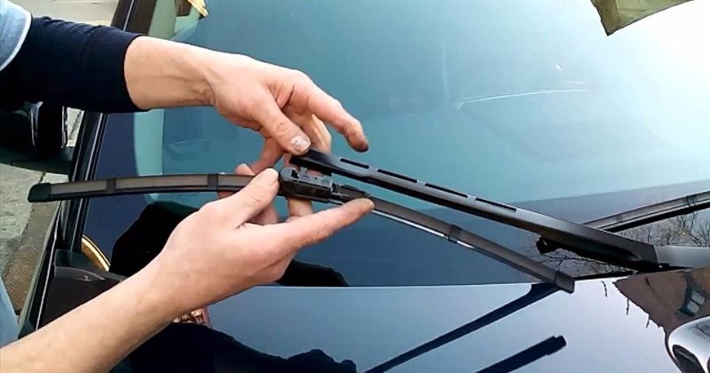 Cần gạt nước ô tô gạt nước