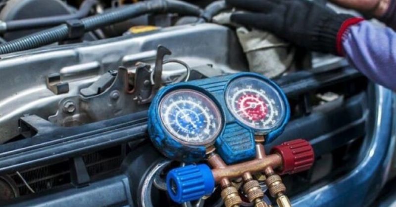 kiểm tra gas điều hòa ô tô